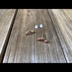 Simple Gold Star Stud Earrings